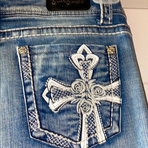 Designer Jeans - Picture 5 of 11